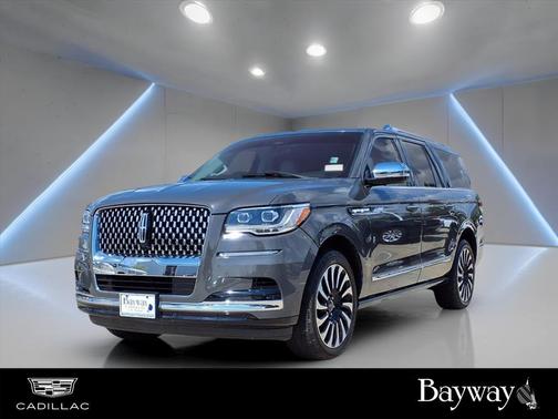 2022 Lincoln Navigator L Black Label