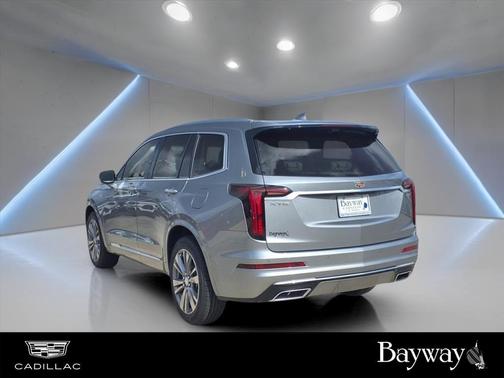 2025 Cadillac XT6 Premium Luxury FWD