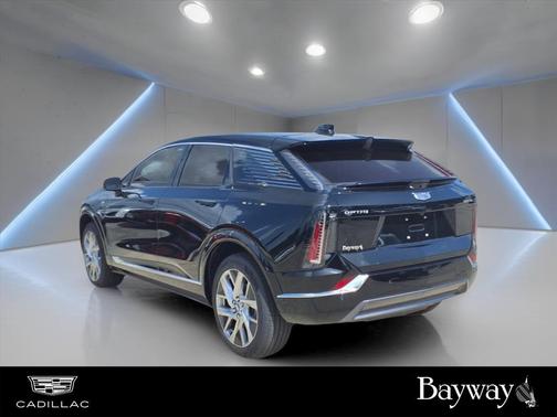 2025 Cadillac OPTIQ Luxury
