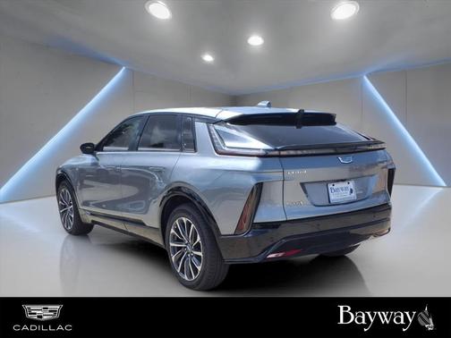 2025 Cadillac LYRIQ Sport