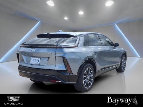 2025 Cadillac LYRIQ Sport