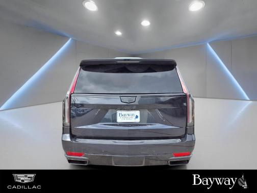 2022 Cadillac Escalade Sport