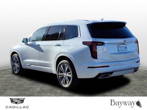 2025 Cadillac XT6 Premium Luxury FWD