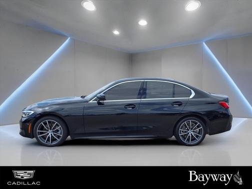 2019 BMW 330 i