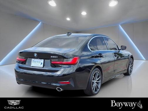 2019 BMW 330 i
