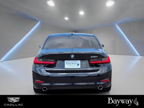 2019 BMW 330 i