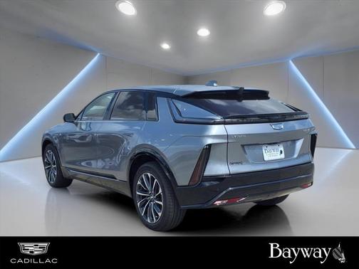 2025 Cadillac LYRIQ Sport