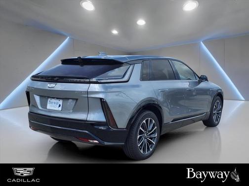 2025 Cadillac LYRIQ Sport