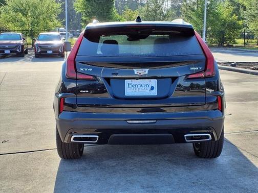 2025 Cadillac XT4 Premium Luxury