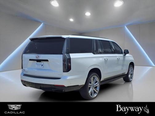 2025 Cadillac Escalade ESV Sport