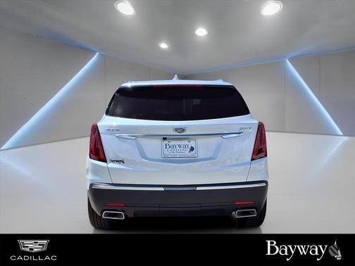 2025 Cadillac XT5 Luxury