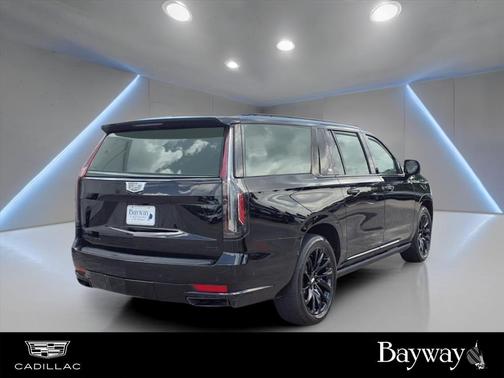 2023 Cadillac Escalade ESV Sport