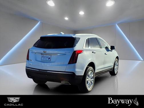 2026 Cadillac XT5 Luxury