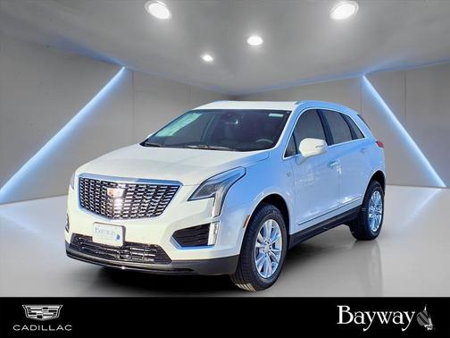 2026 Cadillac XT5 Luxury