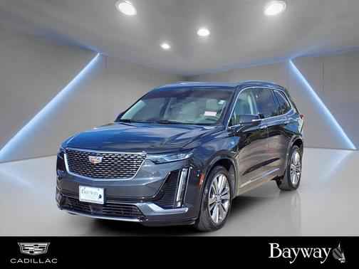 2022 Cadillac XT6 Premium Luxury FWD