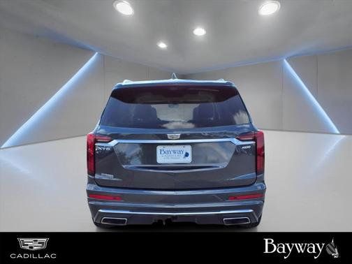 2022 Cadillac XT6 Premium Luxury FWD