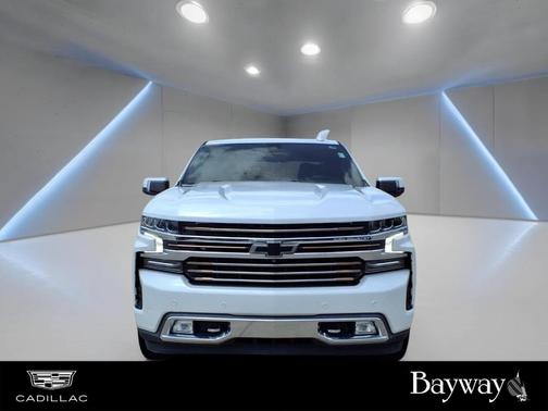Iridescent Pearl Tricoat 2021 Chevrolet Silverado 1500 High Country