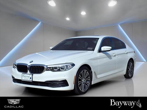 2019 BMW 530 i