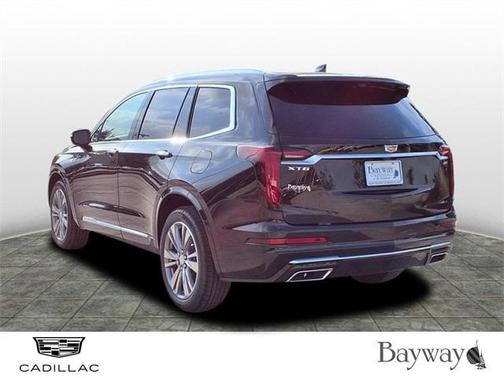 2025 Cadillac XT6 Premium Luxury FWD