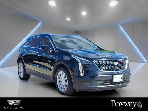 2022 Cadillac XT4 Luxury