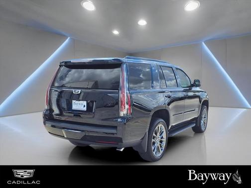 2020 Cadillac Escalade Luxury