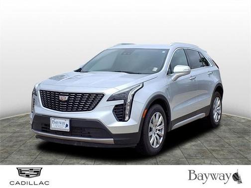 2022 Cadillac XT4 Premium Luxury