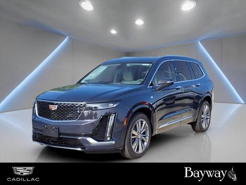 2025 Cadillac XT6 Premium Luxury FWD