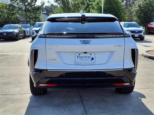 2025 Cadillac LYRIQ Luxury