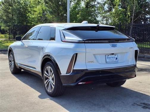 2025 Cadillac LYRIQ Luxury
