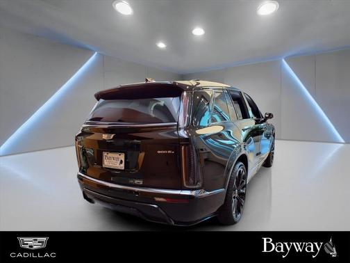 2026 Cadillac VISTIQ Platinum