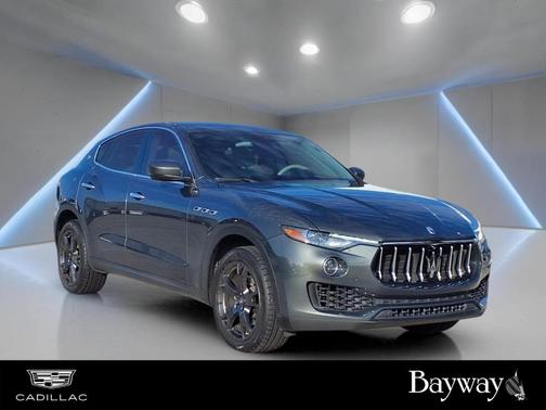 Grigio 2018 Maserati Levante Base
