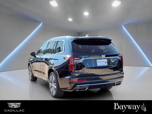 2025 Cadillac XT6 Premium Luxury FWD