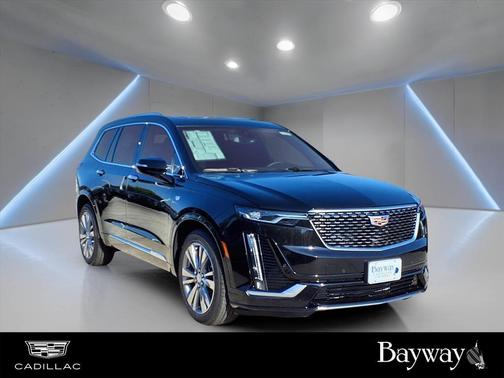 2025 Cadillac XT6 Premium Luxury FWD