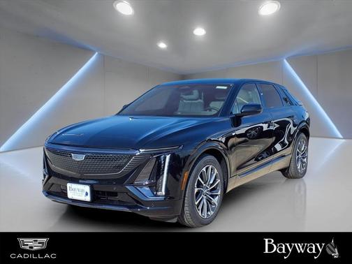 2025 Cadillac LYRIQ Sport