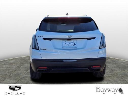2025 Cadillac XT5 Sport