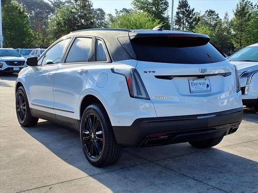 2025 Cadillac XT5 Sport