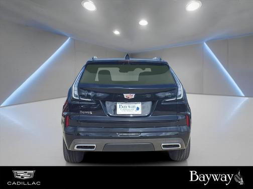 2025 Cadillac XT4 Sport