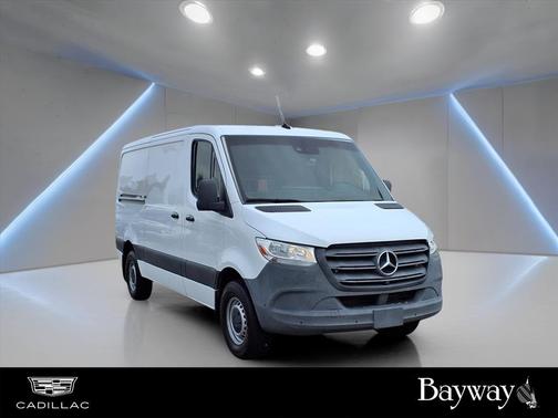 2022 Mercedes-Benz Sprinter 1500 Standard Roof