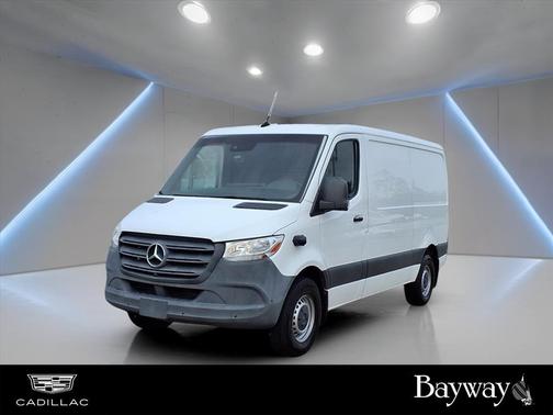 2022 Mercedes-Benz Sprinter 1500 Standard Roof