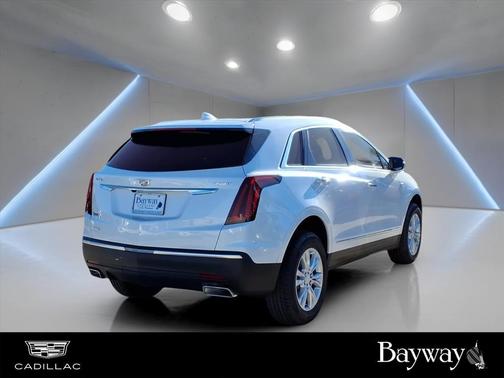 2026 Cadillac XT5 Luxury