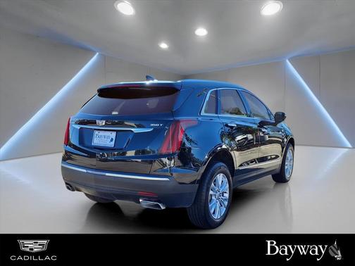 2024 Cadillac XT5 Luxury