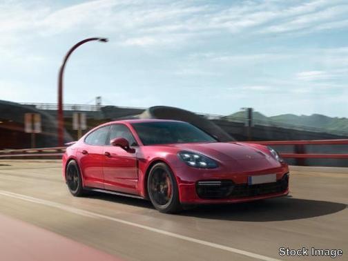 2023 Porsche Panamera GTS