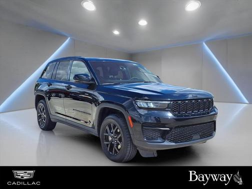 2024 Jeep Grand Cherokee Laredo