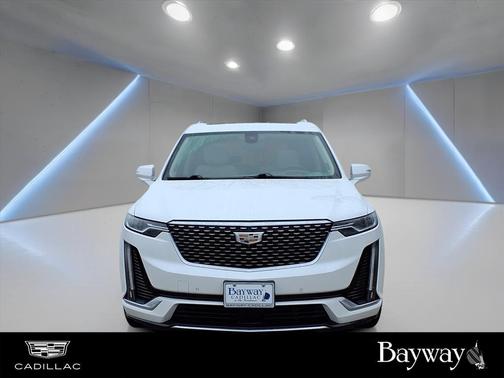 2023 Cadillac XT6 Premium Luxury FWD