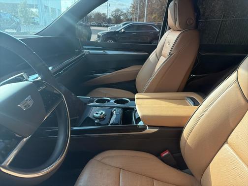 2025 Cadillac Escalade Premium Luxury