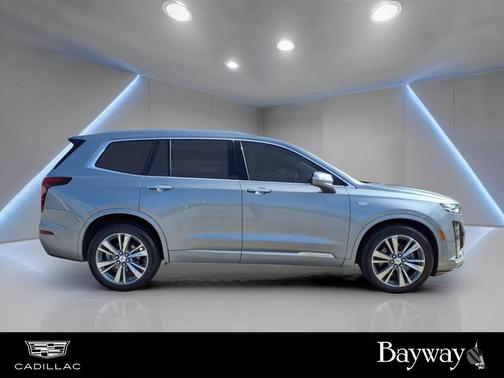 2023 Cadillac XT6 Premium Luxury FWD