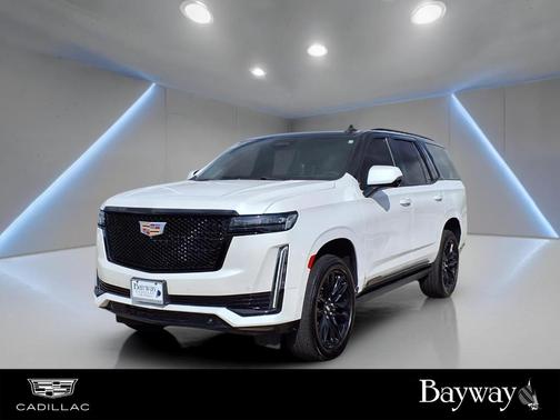Crystal White Tri-Coat 2022 Cadillac Escalade Sport Platinum