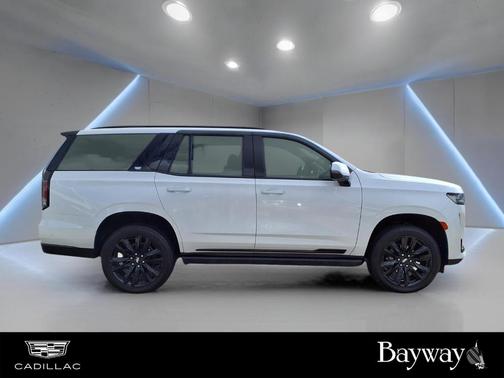 Crystal White Tri-Coat 2022 Cadillac Escalade Sport Platinum