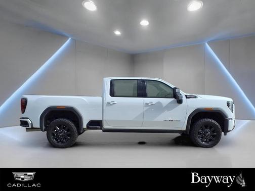 Summit White 2024 GMC Sierra 2500 AT4