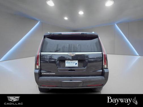 2019 Cadillac Escalade Luxury
